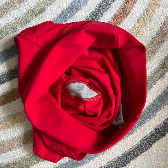 Athleta Women's Vibrant Red Bike Shorts - Picture 4 of 5